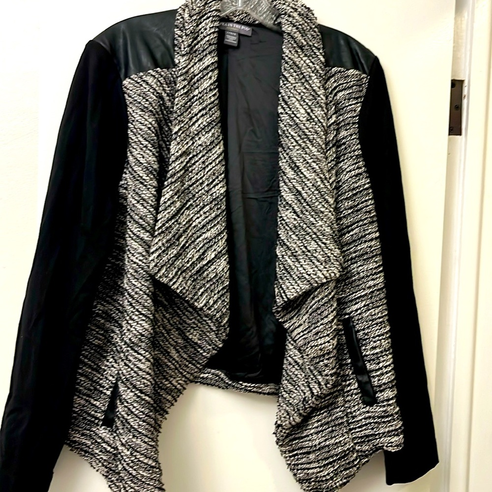 Black and white cardigan/blazer